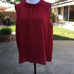 Sweet Red sleeveless Vince Camino blouse