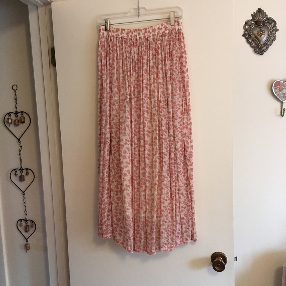 Rayon Crinkle Maxi Skirt