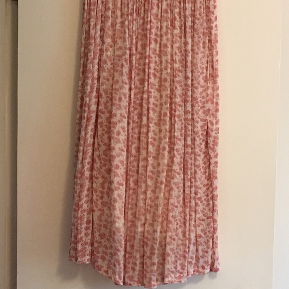 Rayon Crinkle Maxi Skirt - Picture 4 of 4