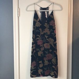 ASTR The Label floral velvet dress