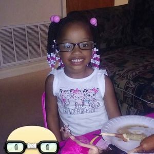 Meet your Posher, Velma