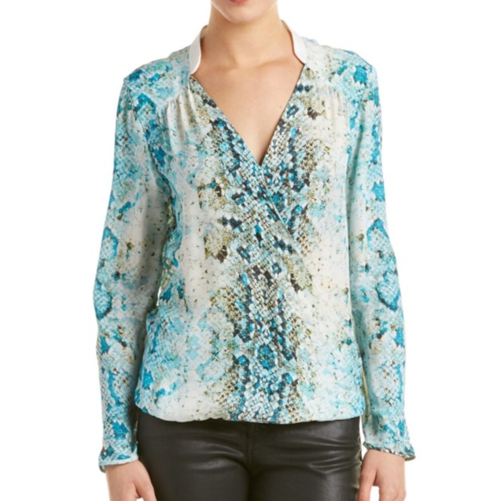 NWT Chelsea and Walker & Silk wrap Top sz 4