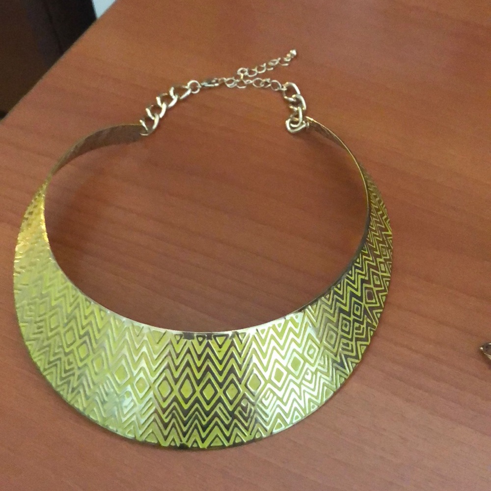 Yellow and gold choker