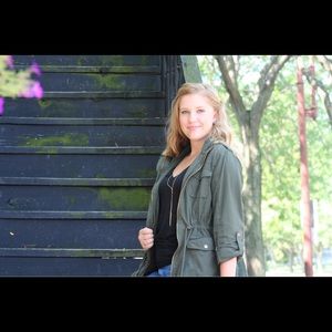 Meet your Posher, Mackenzie