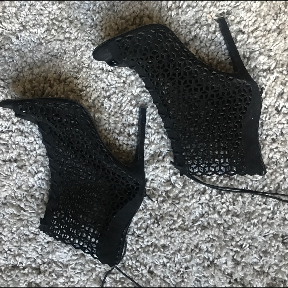 Zara Lace Up Heel