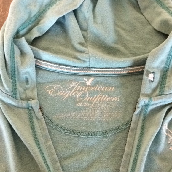 American Eagle Outfitters zip up hoodie - Picture 3 of 5
