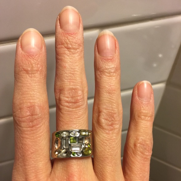 GUESS ring with 20 stones - Picture 5 of 8