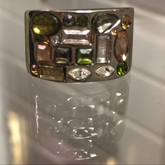 GUESS ring with 20 stones - Picture 6 of 8