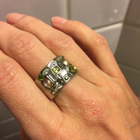 GUESS ring with 20 stones - Picture 8 of 8