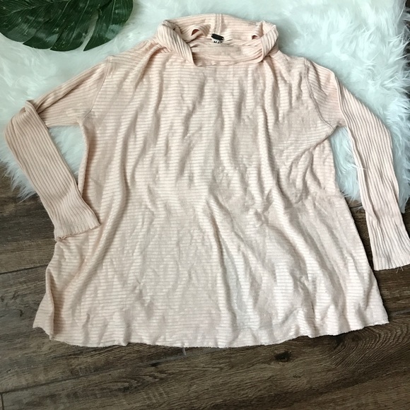 1 DAY SALE💛Free People • Split Back Thermal Top - Picture 4 of 8
