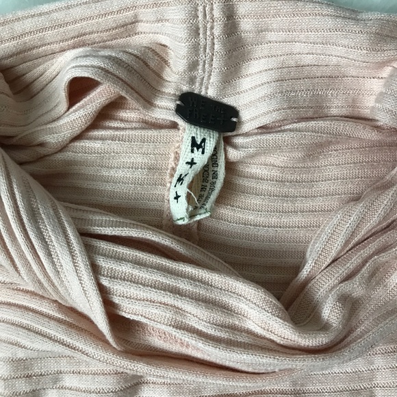 1 DAY SALE💛Free People • Split Back Thermal Top - Picture 6 of 8