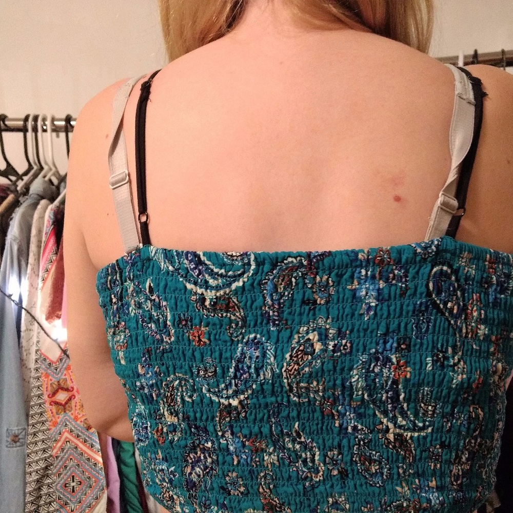 Blue Patterned Crop Top - Picture 3 of 3