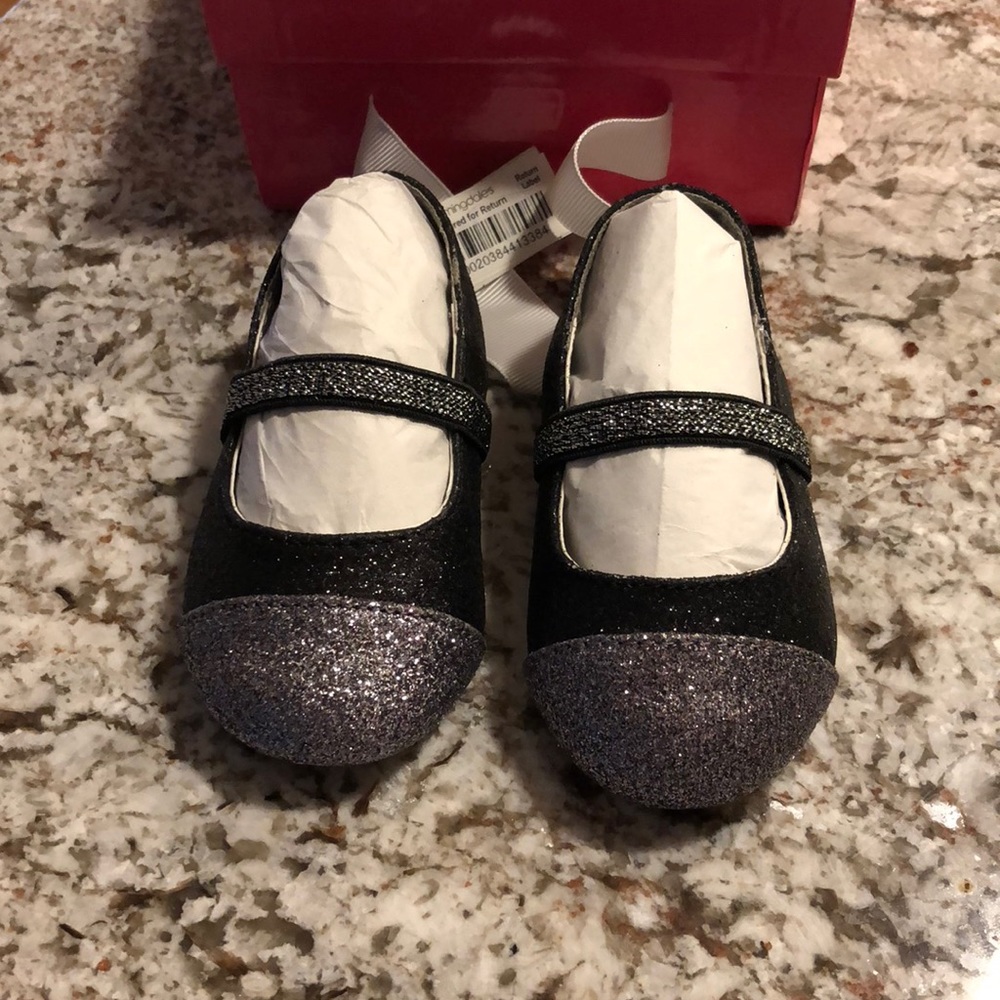 Stuart Weitzman shoes for baby! SIZE 3