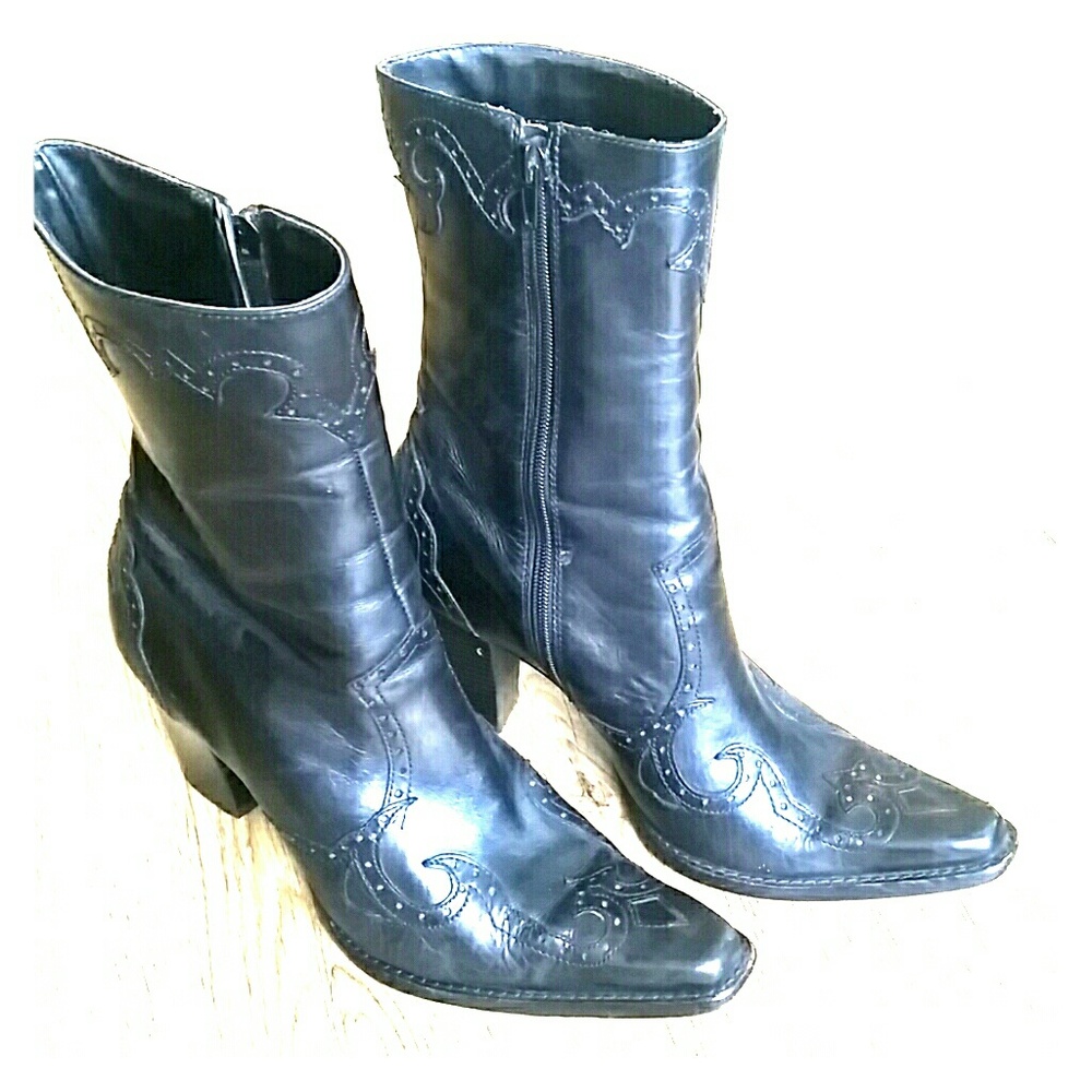 Antonio Melani Glove Fit Boots Size 8.5