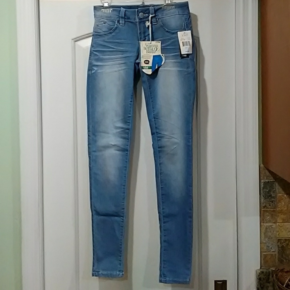 YMI Skinny Legging Jeans New Sz 1 Wanna Betta Butt