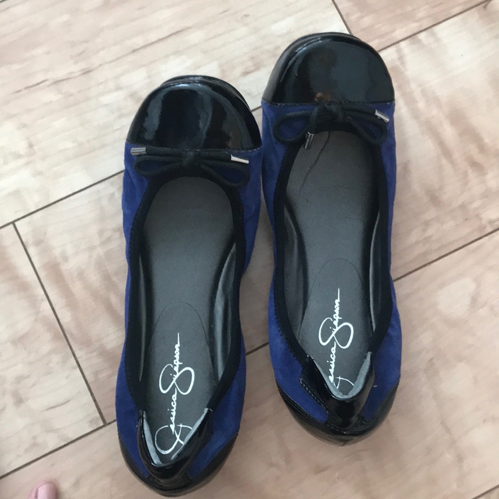 Jessica Simpson blue and black flats