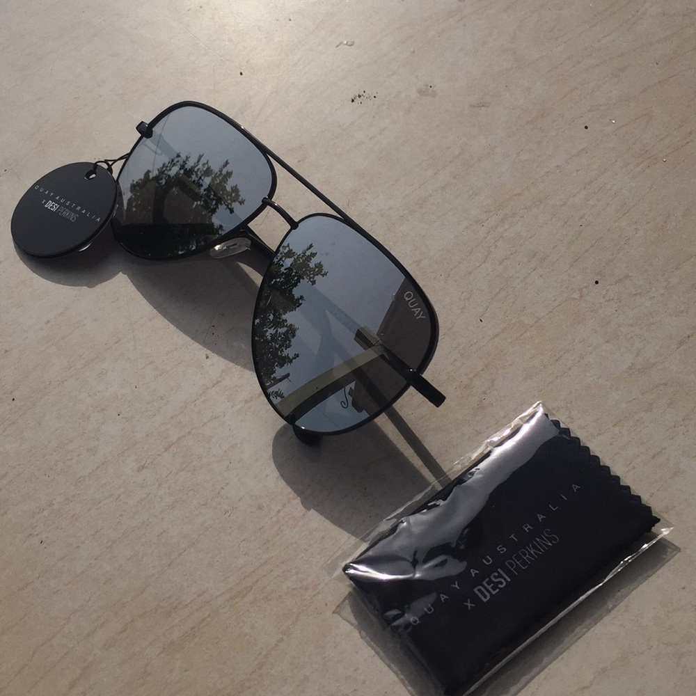 DESI PERKINS "HIGH KEY" SUNNIES