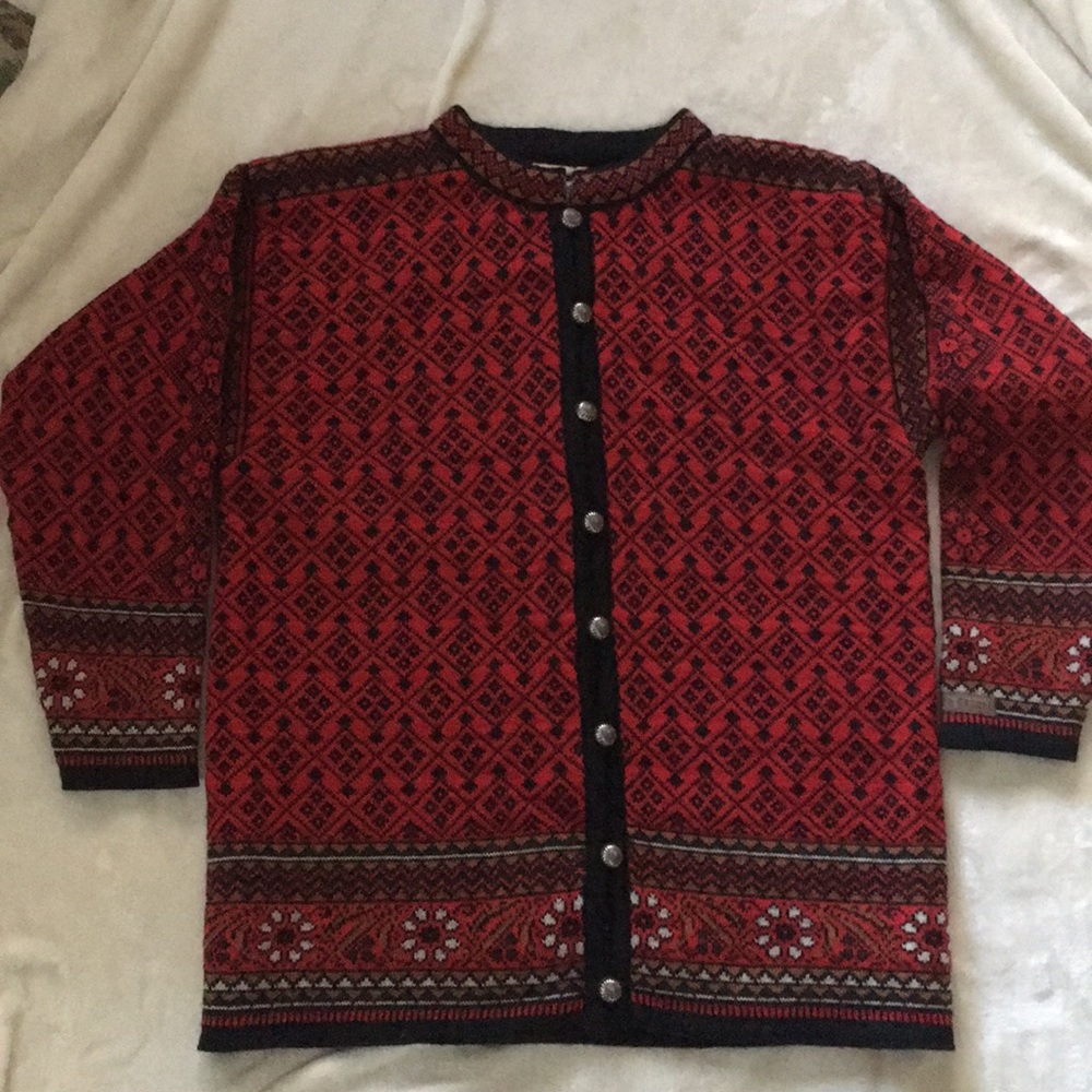 Beautiful Dale of Norway wool cardigan