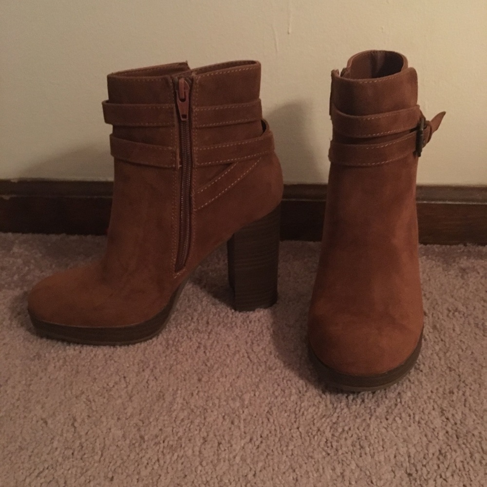 Tan heeled booties