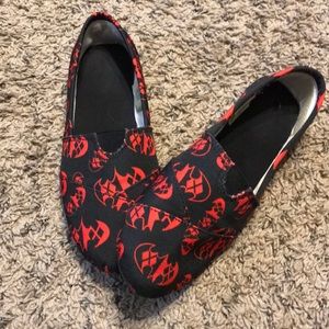 Harley Quinn slip ons