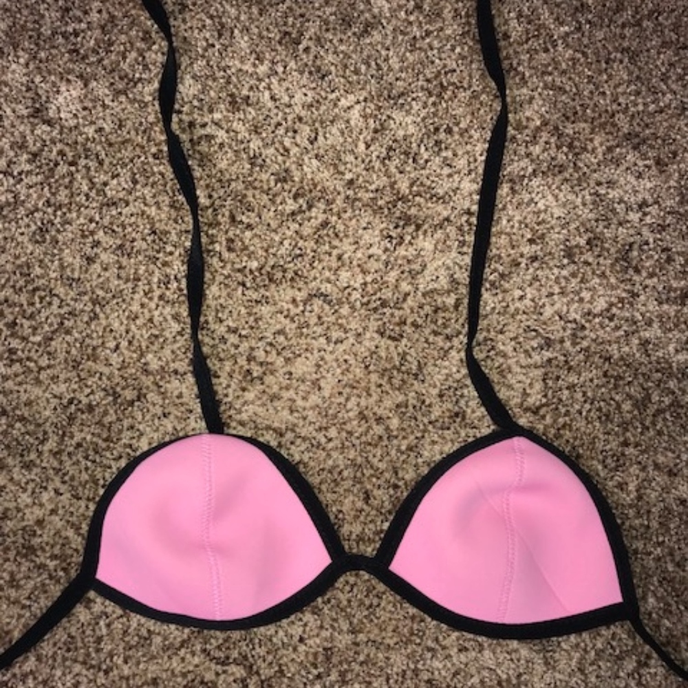 top to bikini