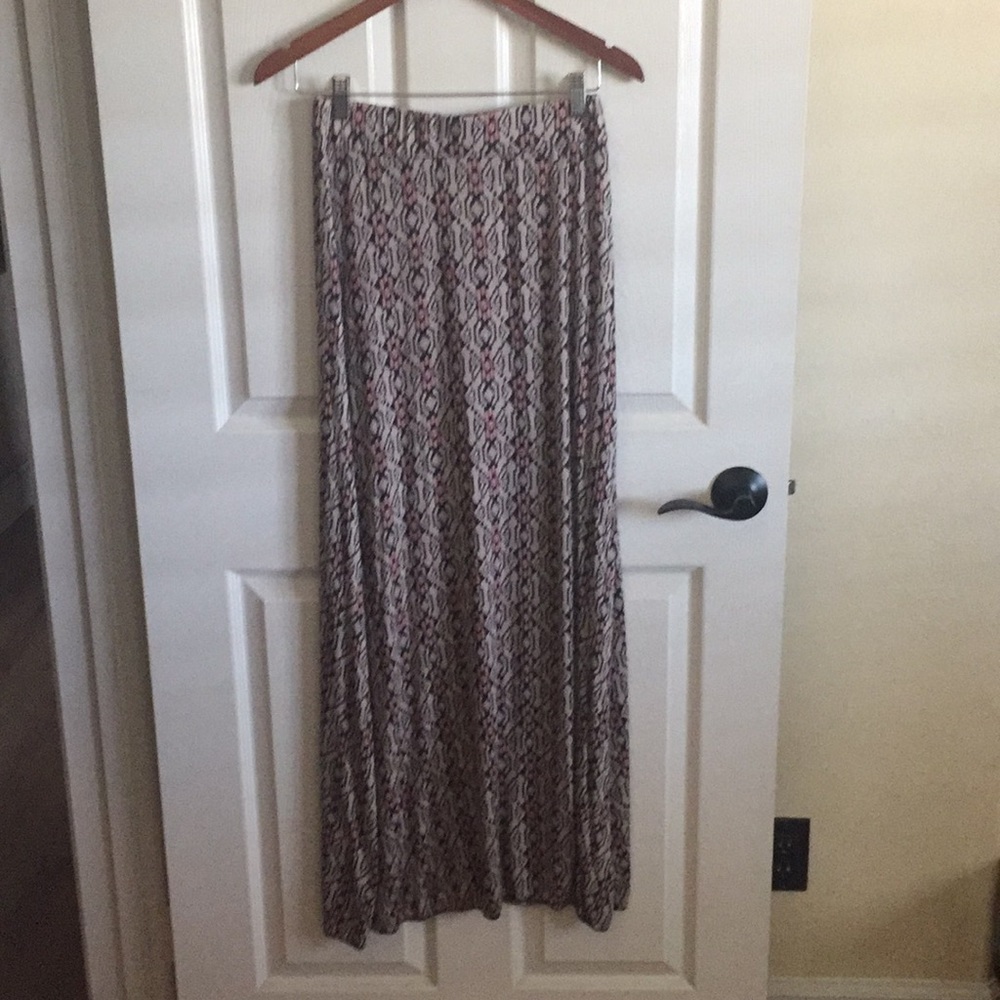 Brandy Melville maxi skirt