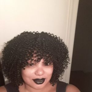 Meet your Posher, Love