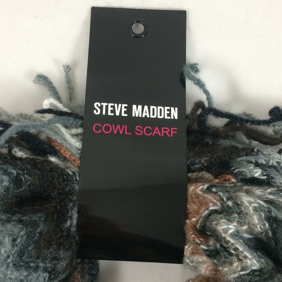 NWT Steve Madden Cowl Scarf chevron pattern - Picture 3 of 6