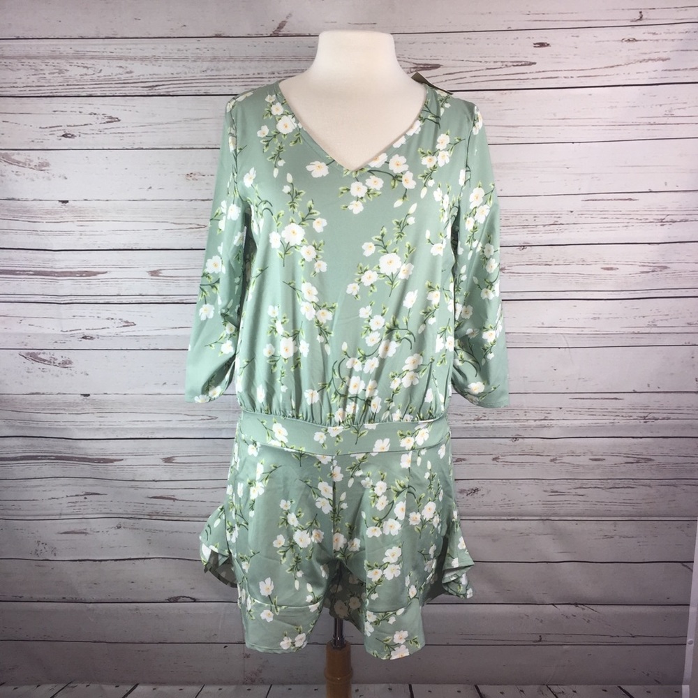 Green flower romper