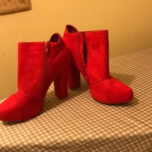 Quips red booties
