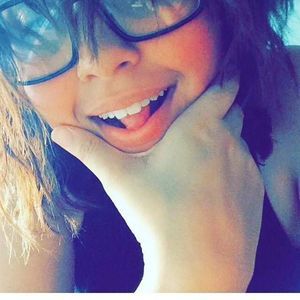 Meet your Posher, Aida