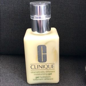 Clinique dramatically diff moisturizing gel. NWOT