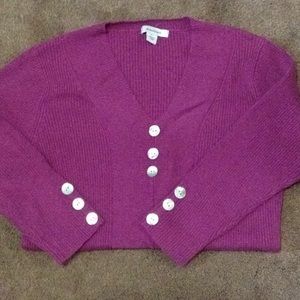Berry color sweater. 3/4 length sleeves