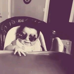 Meet your Posher, Kenia