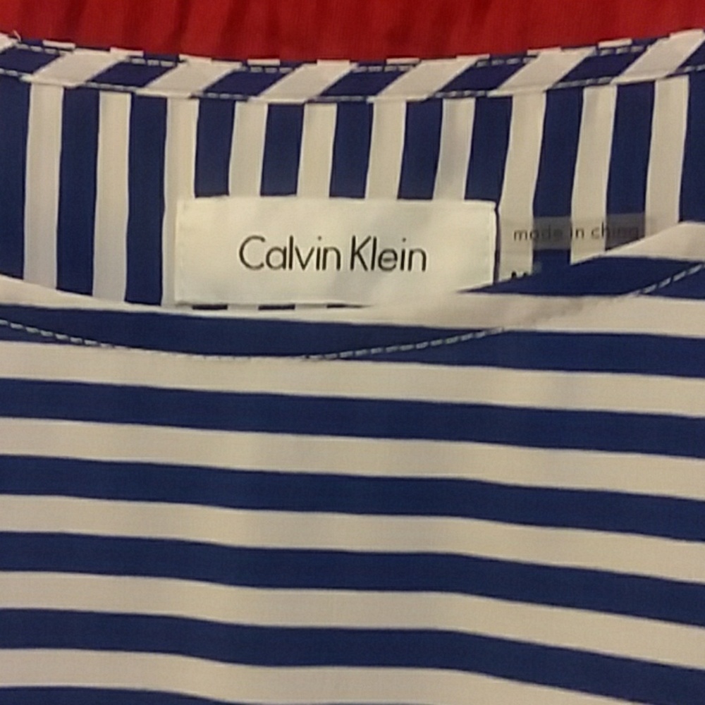 New blouse - Picture 3 of 4