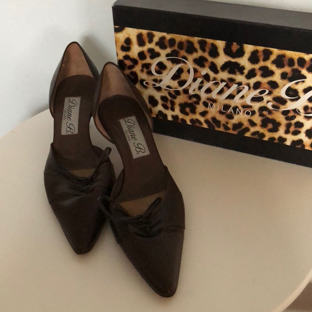 Diane B. Milano dark brown leather kitten heels