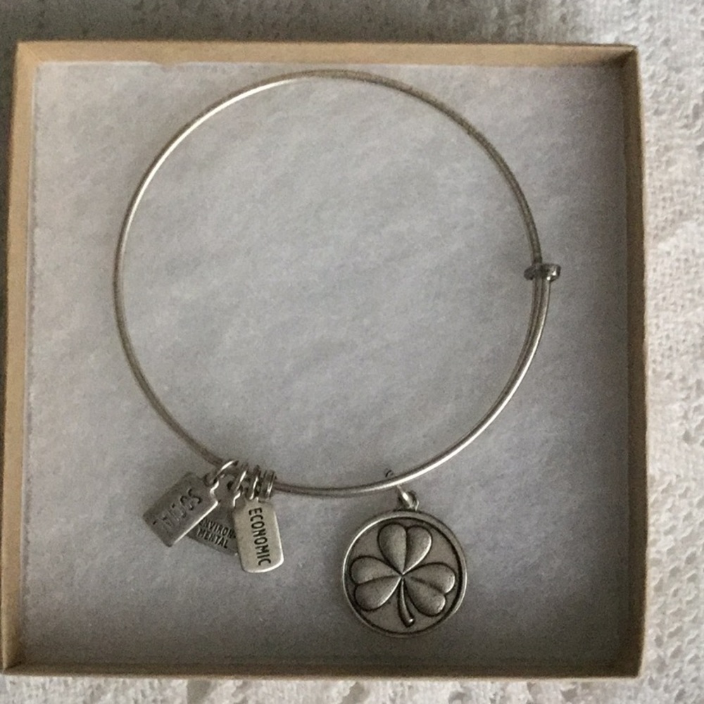 Wind and Fire bracelet