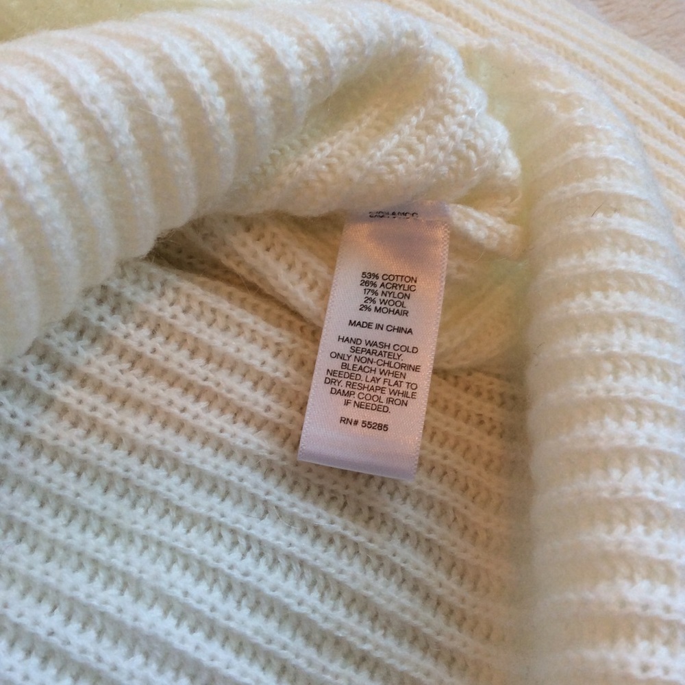 NWT Express Sweater - Picture 7 of 8