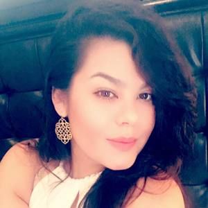 Meet your Posher, Aurora