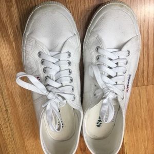 Women’s supergas 39EUR 9US
