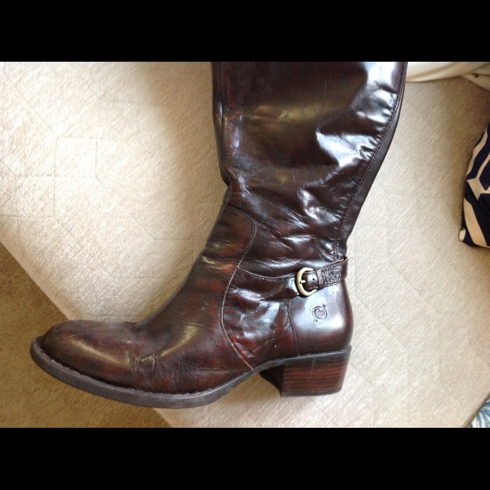 Born boots... Barely worn!