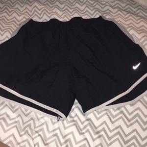 Girls nike shorts