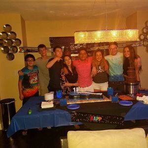 Meet your Posher, Emilio