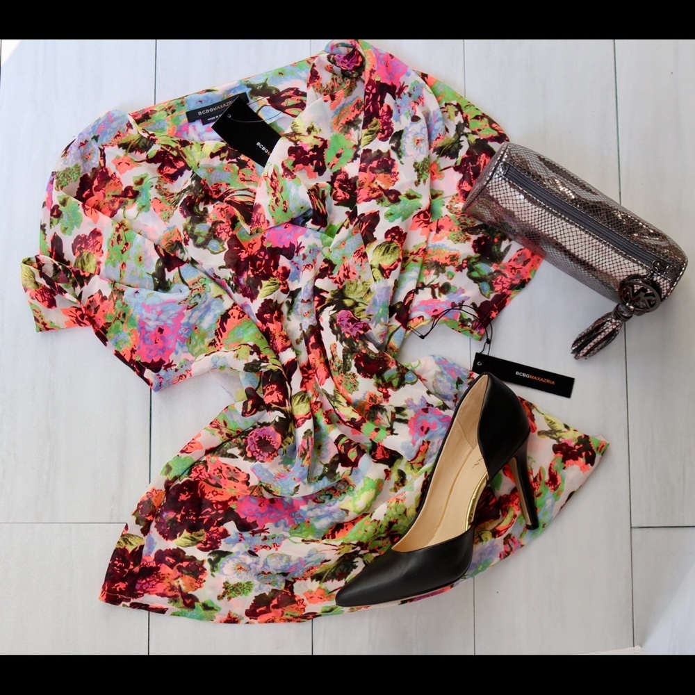 BCBG Maxazria Floral Top NWT