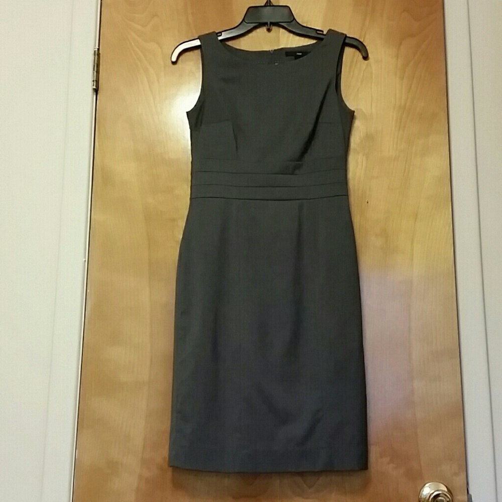 Business Dress gray