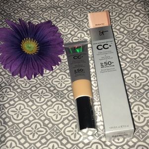 IT cosmetics CC+ Medium Tan