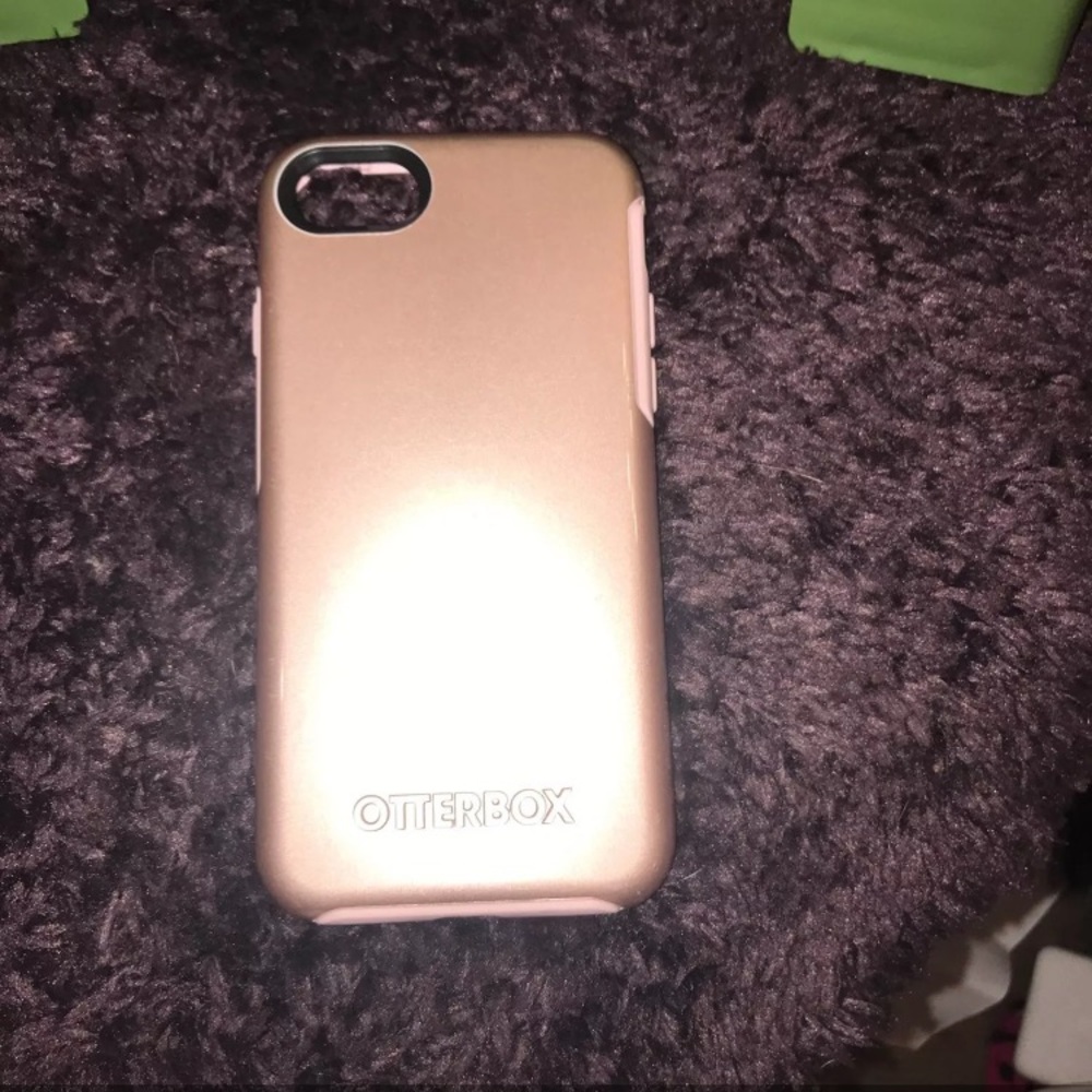 Otter Box IPhone 7 case