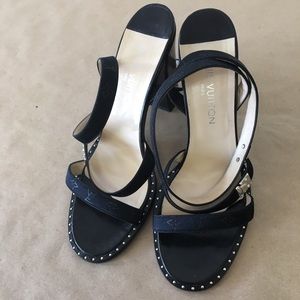 Louis Vuitton Size 39.5 / 9.5 Black Strappy Heels!