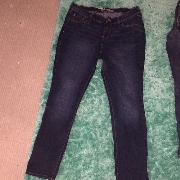 Jeans - Picture 1 of 2