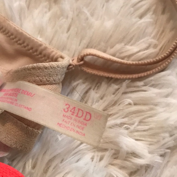 LIGHTLY USED VICTORIA’S SECRET 34DD EVERYWHERE BRA - Picture 4 of 6